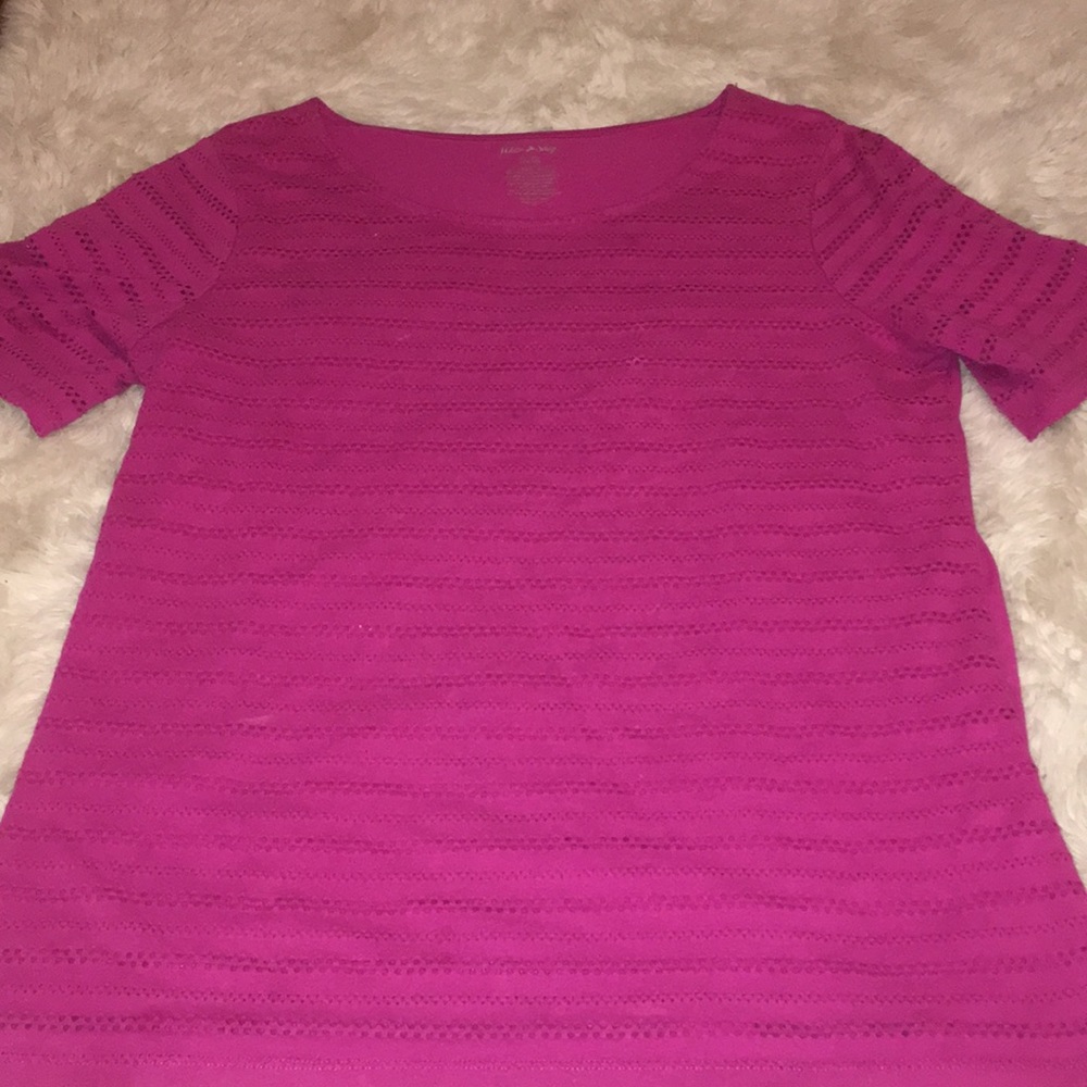 Women’s magenta tee XL